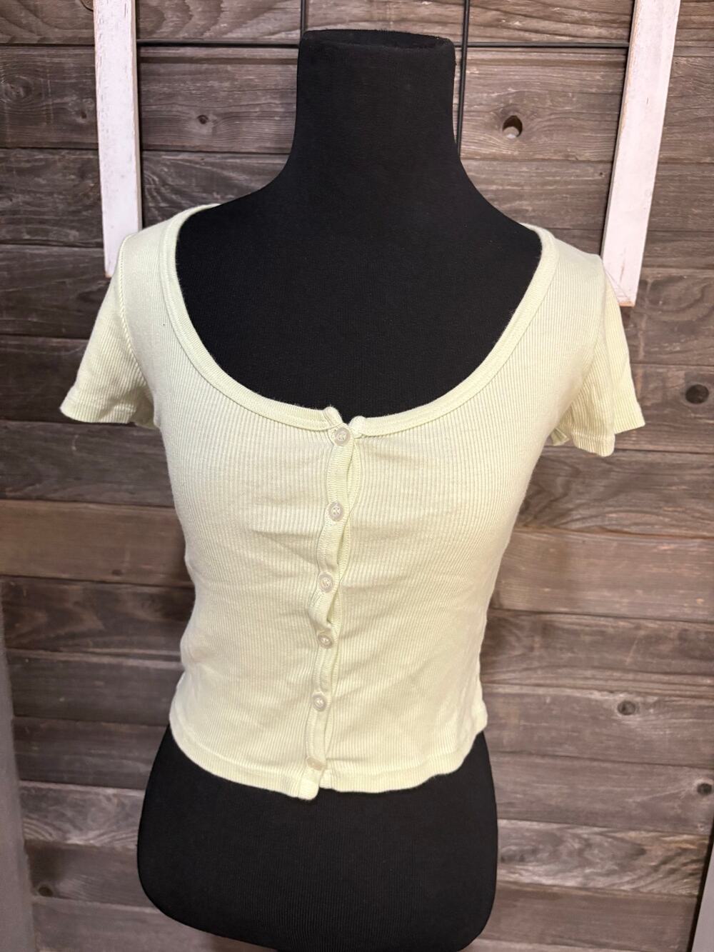Brandy Melville pale light mint green crop top shirt ribbed women's size small